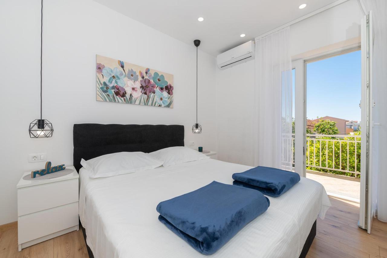Apartmani Sani Makarska Exterior foto